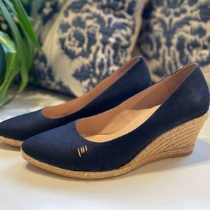 Viscata navy espadrille wedge pump